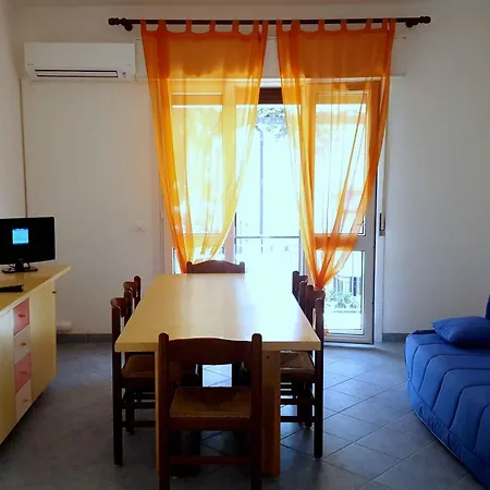 In 25084 * Rosolina Mare